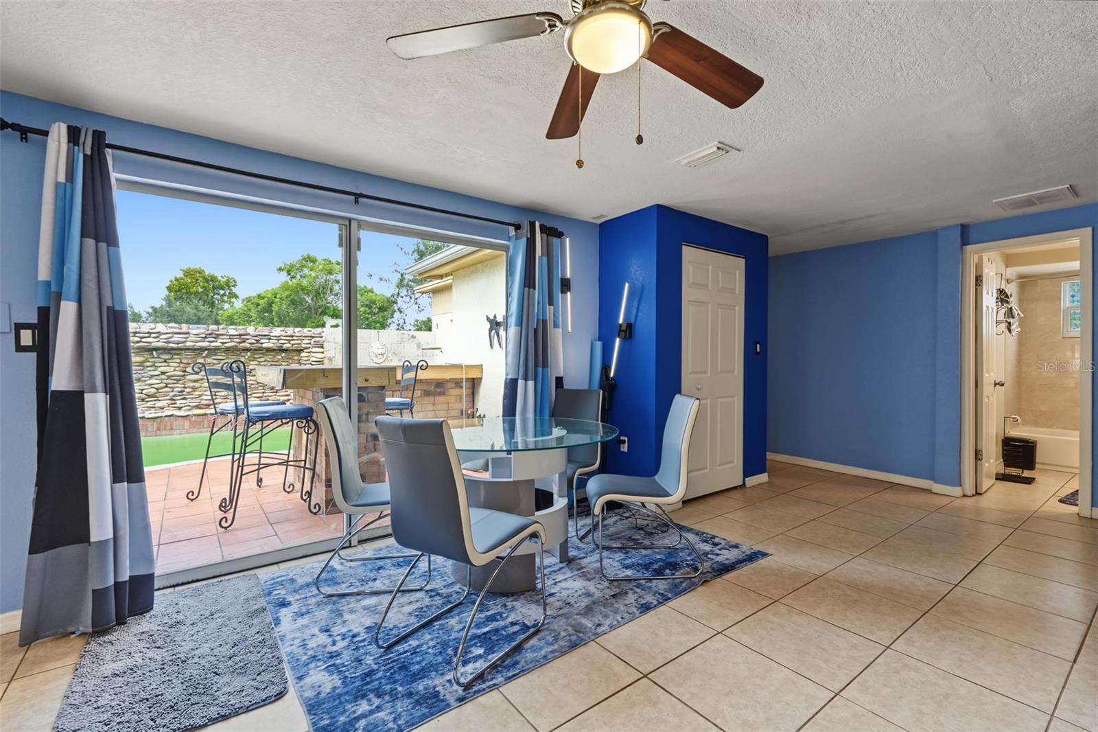 7041 WESTCOTT DR — photo 35