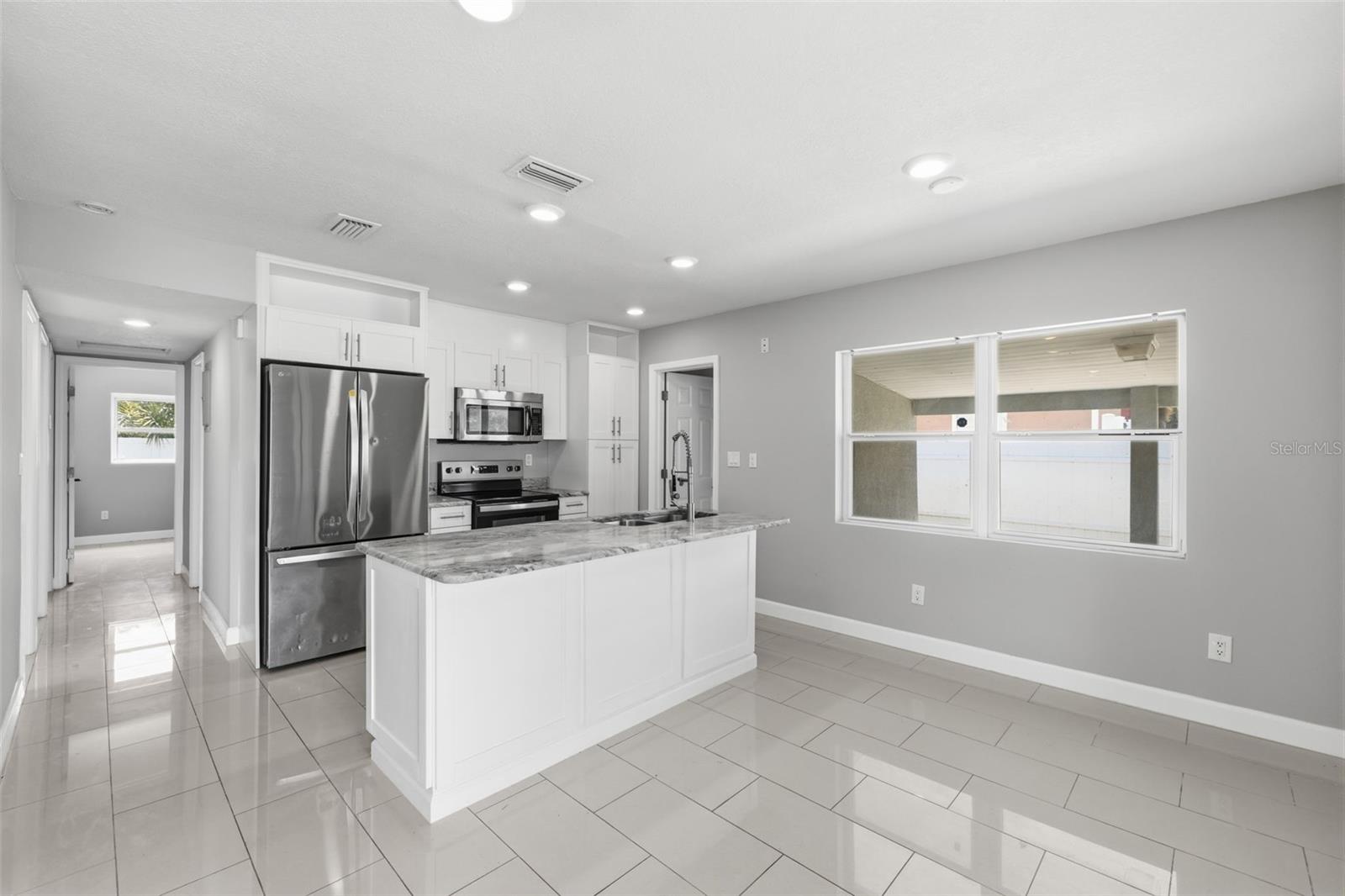 7806 TANGLEWOOD LN — photo 5