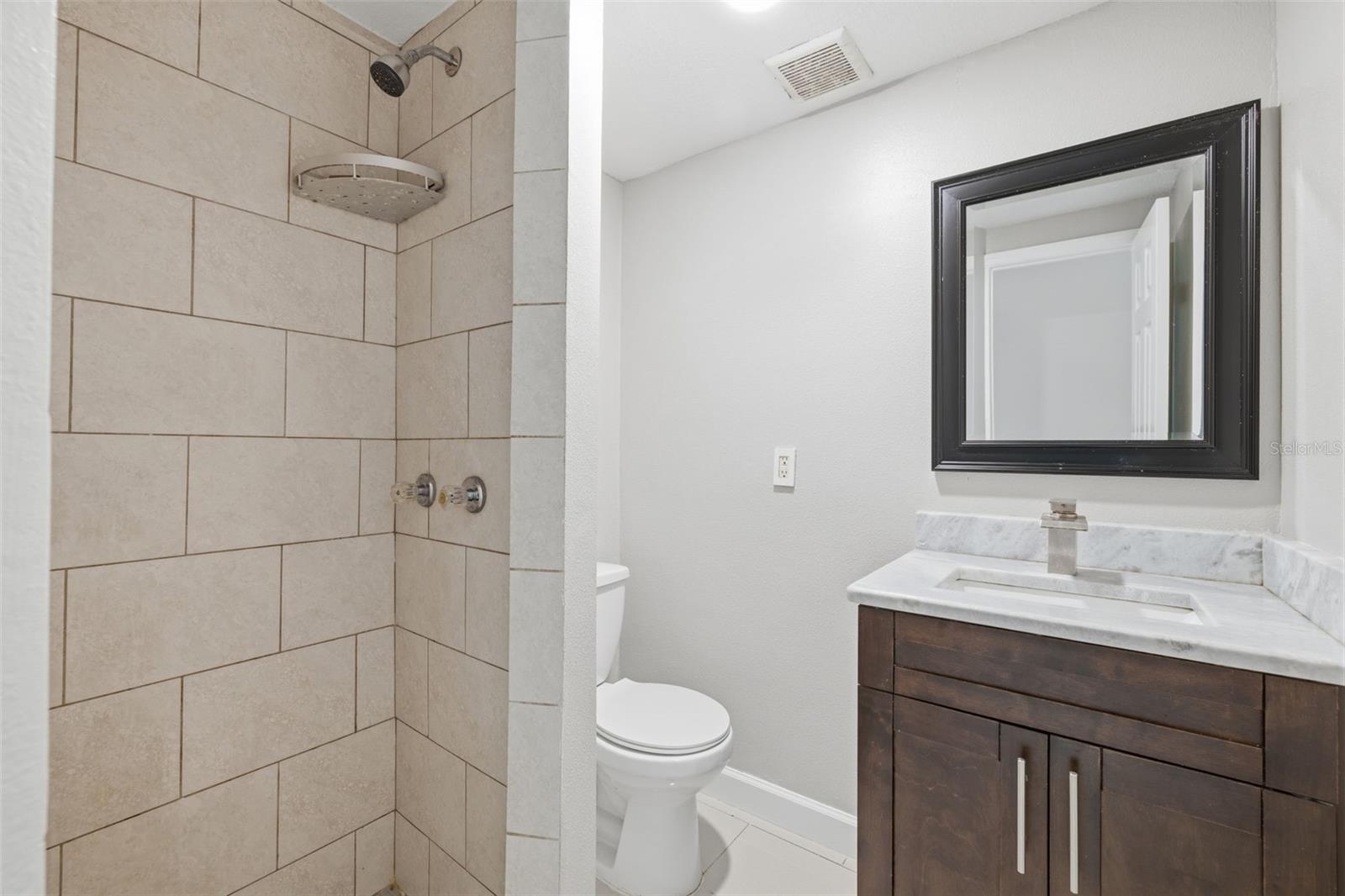 7806 TANGLEWOOD LN — photo 20