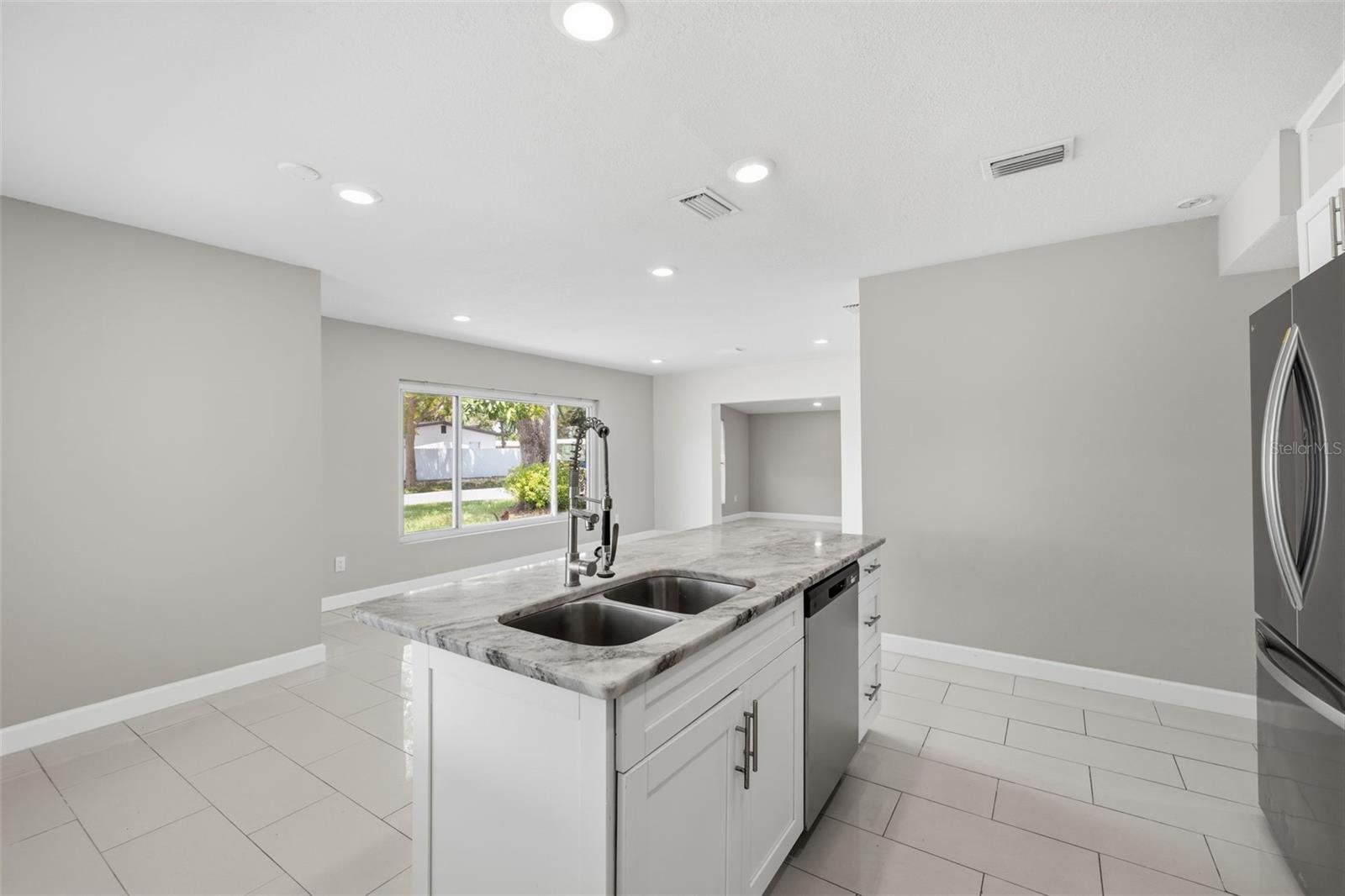 7806 TANGLEWOOD LN — photo 7