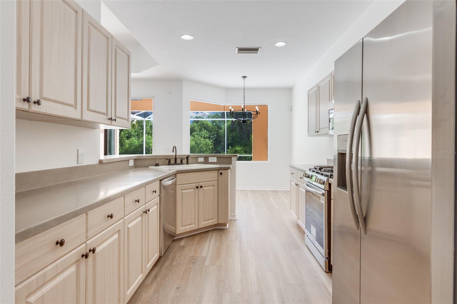 5174 PINE SHADOW LN — photo 16