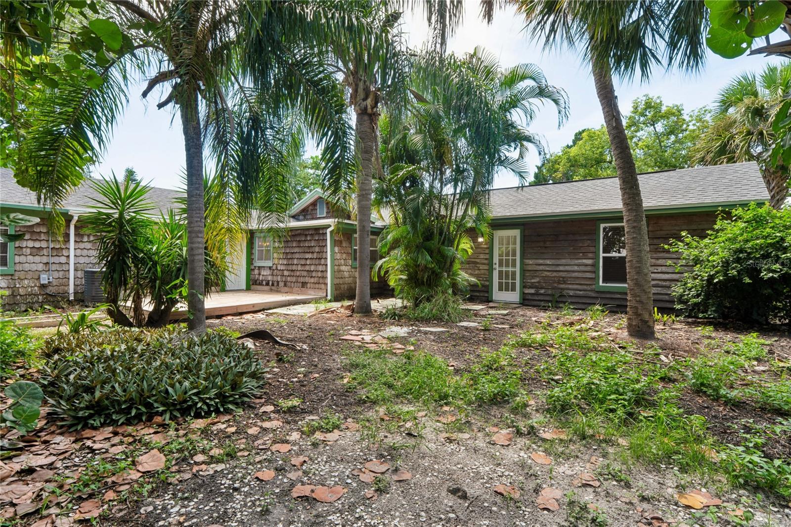 14623 SUNSET DR — photo 23