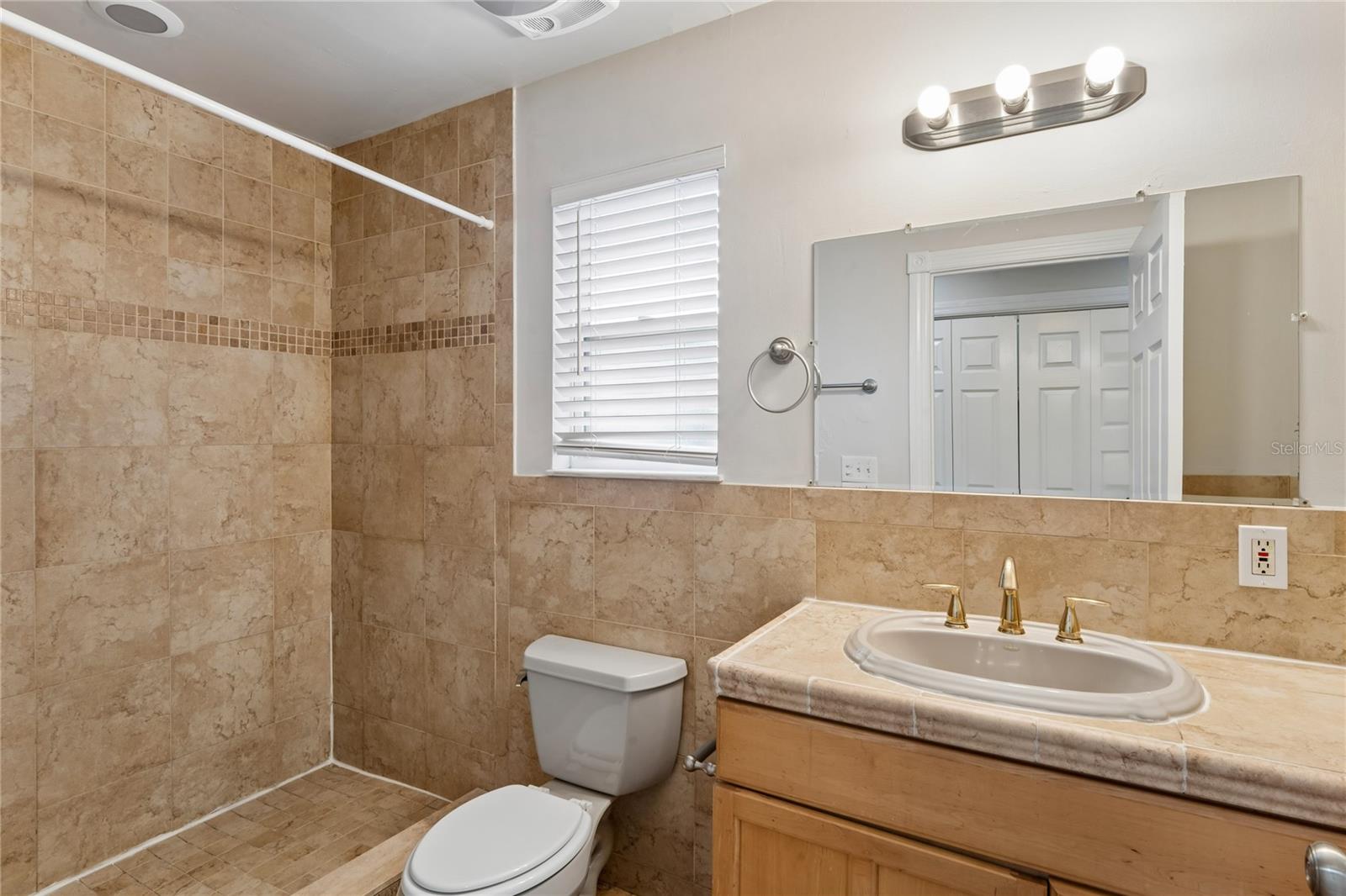 14623 SUNSET DR — photo 15