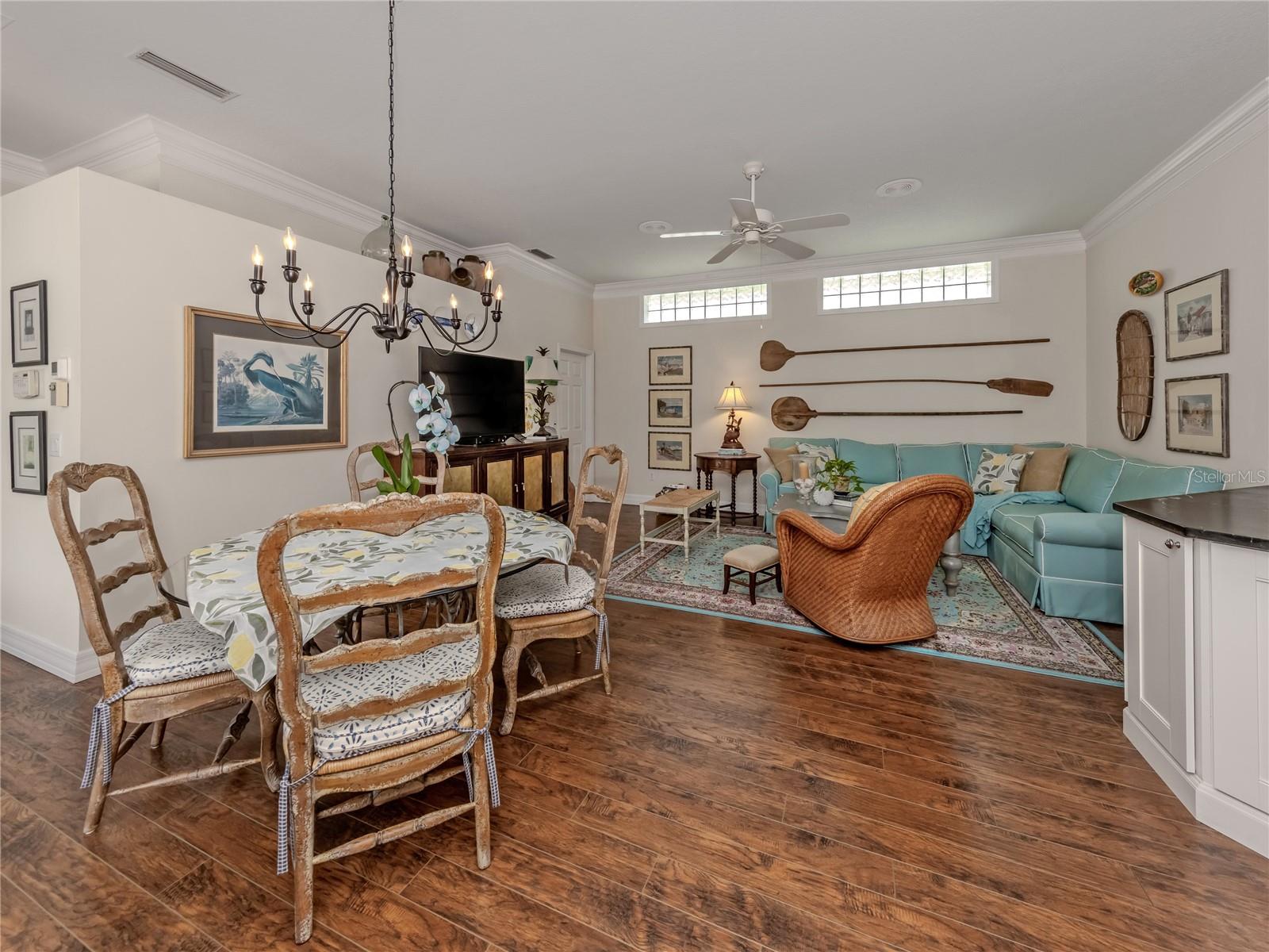 228 VESTAVIA DR — photo 16