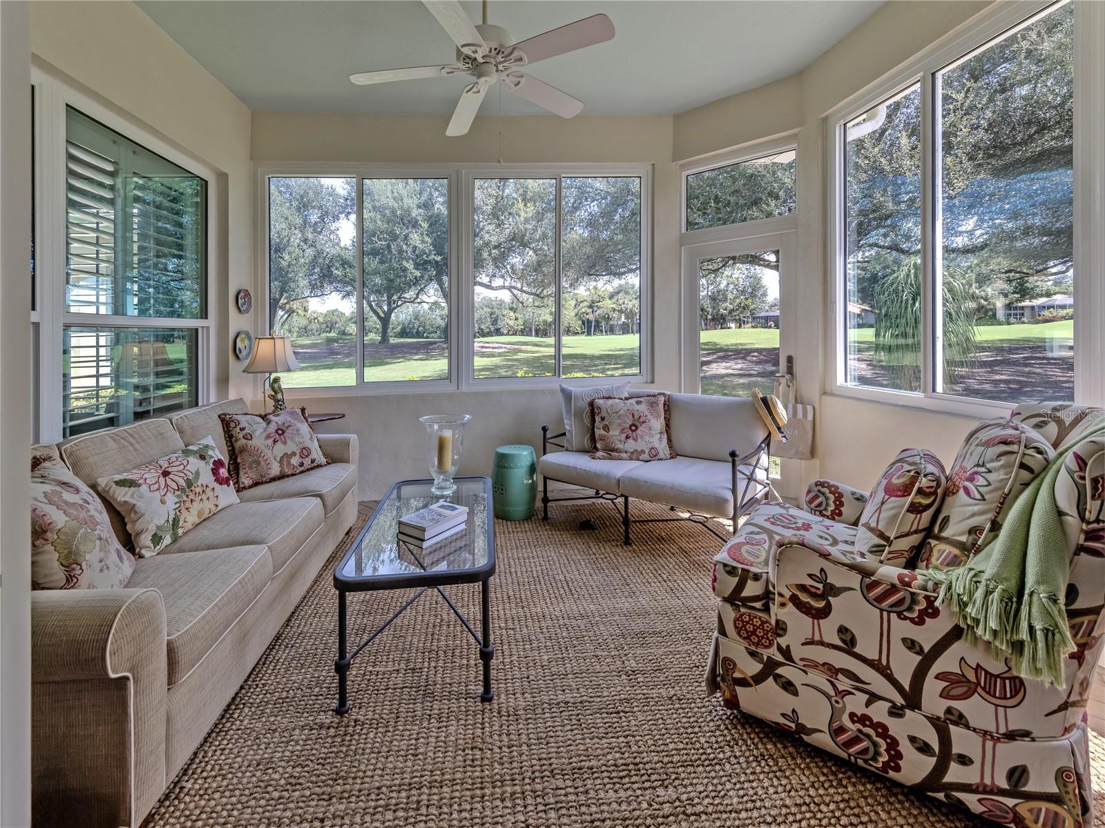 228 VESTAVIA DR — photo 8