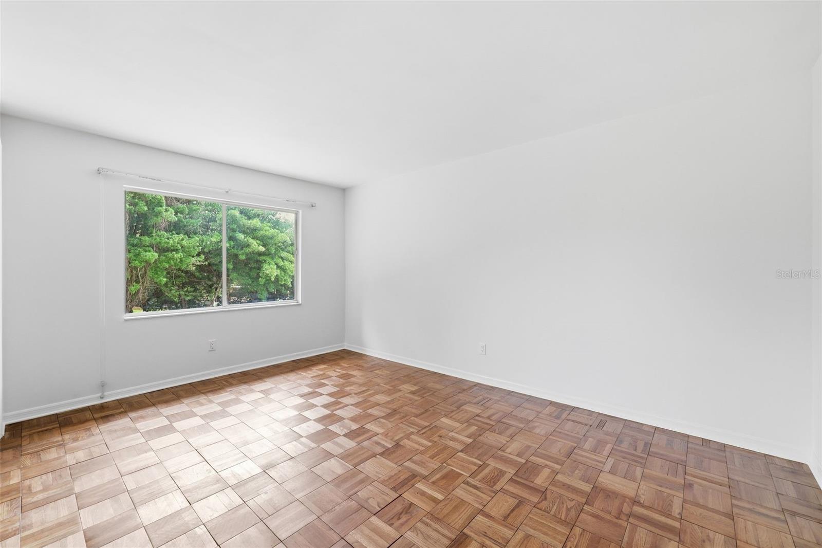 11735 LIPSEY RD — photo 33
