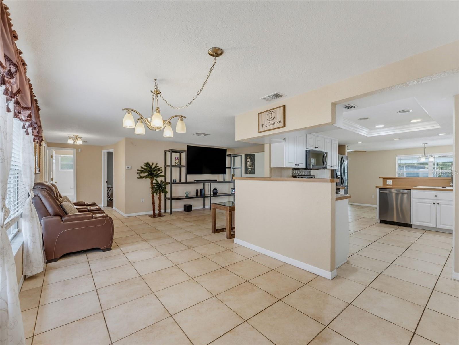 10744 OSCEOLA DR — photo 15