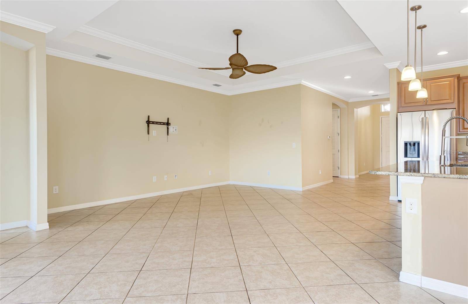 7486 TALON BAY DR — photo 6