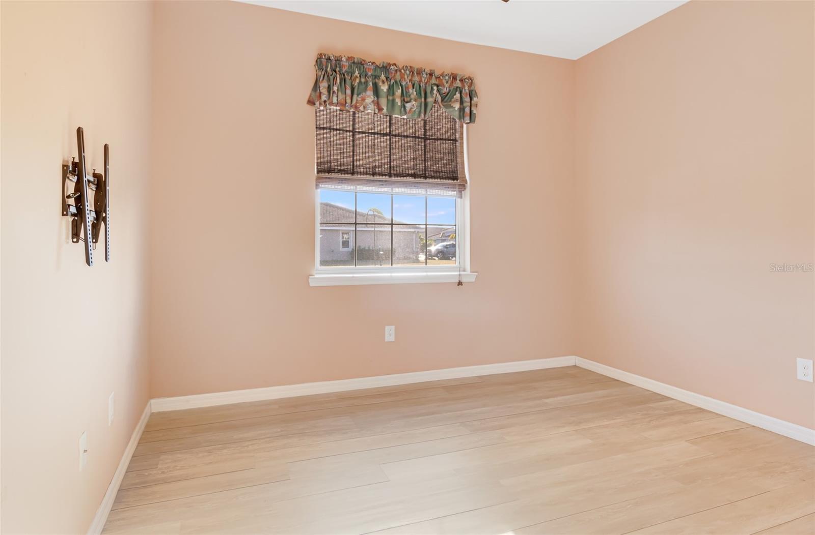 7486 TALON BAY DR — photo 22