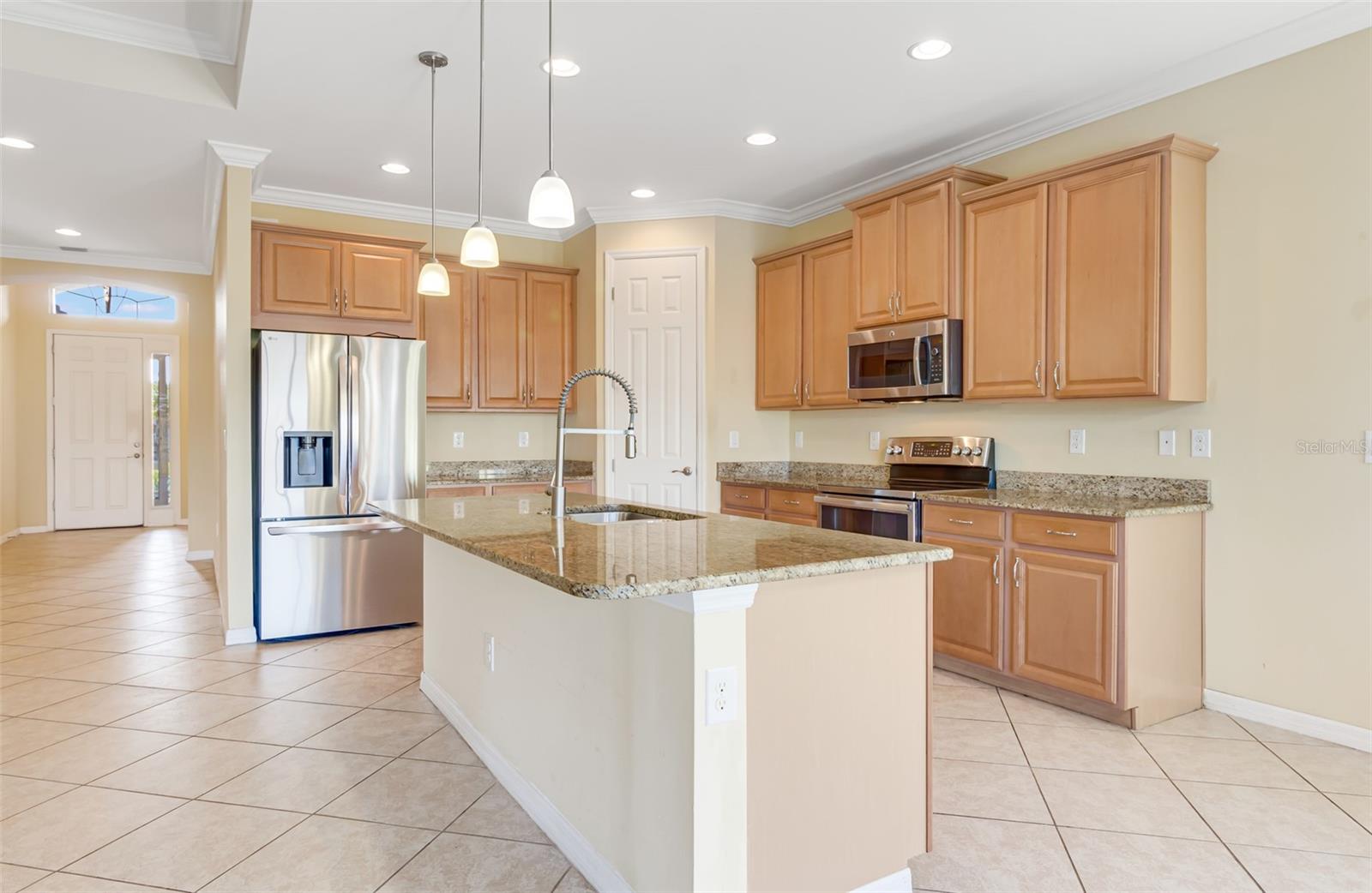 7486 TALON BAY DR — photo 10