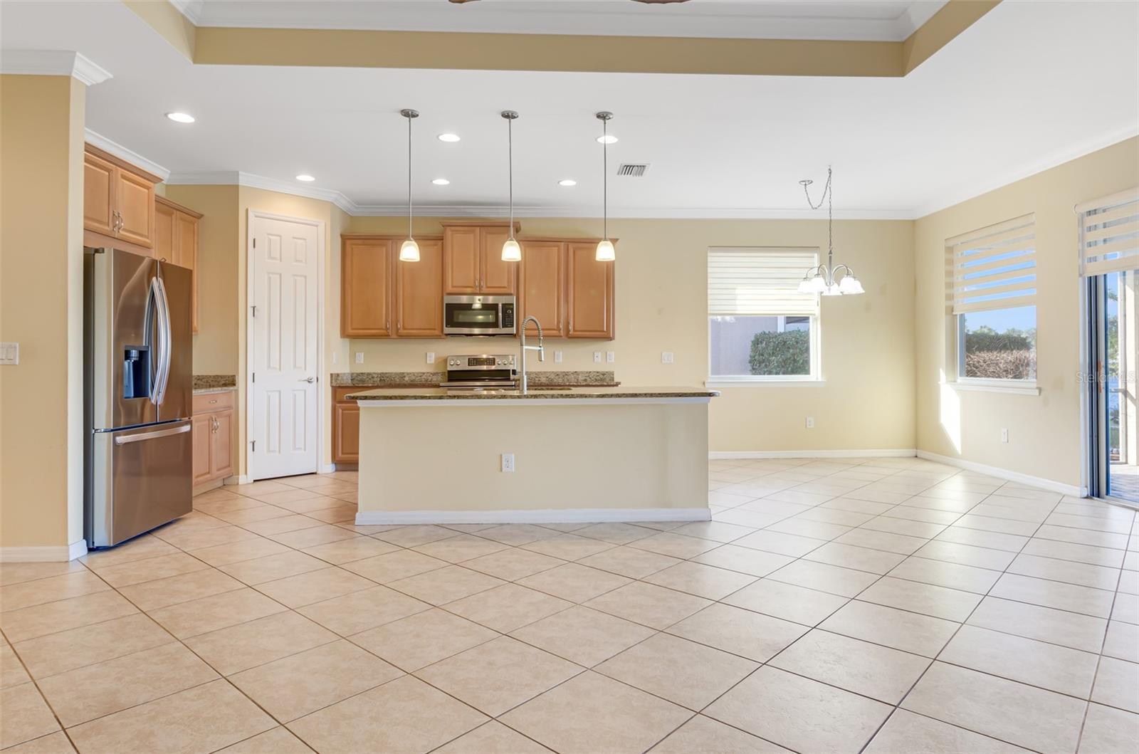 7486 TALON BAY DR — photo 9
