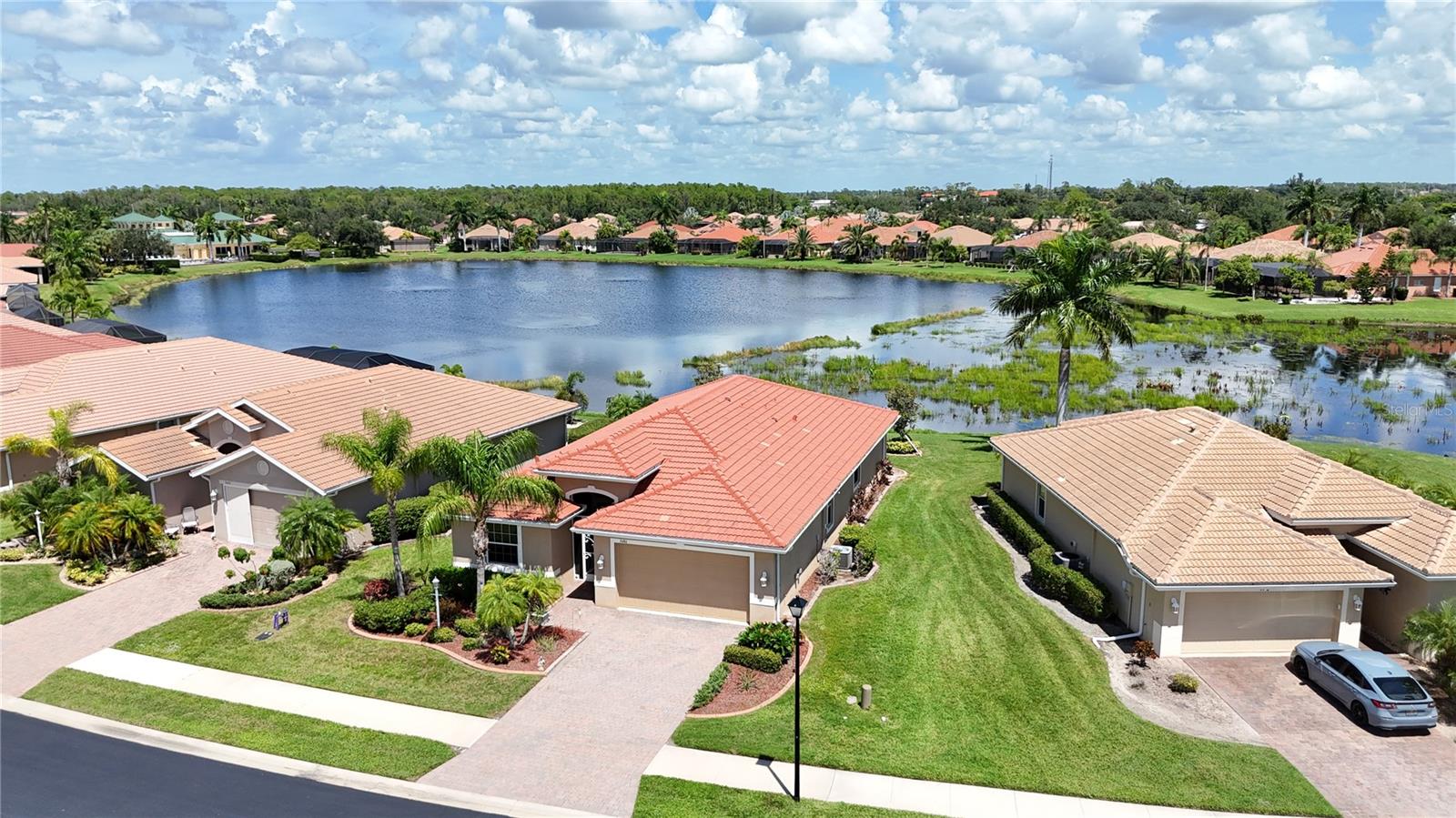 7486 TALON BAY DR — photo 4