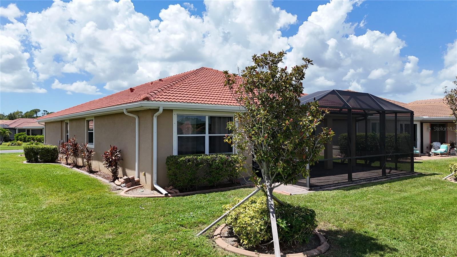 7486 TALON BAY DR — photo 31