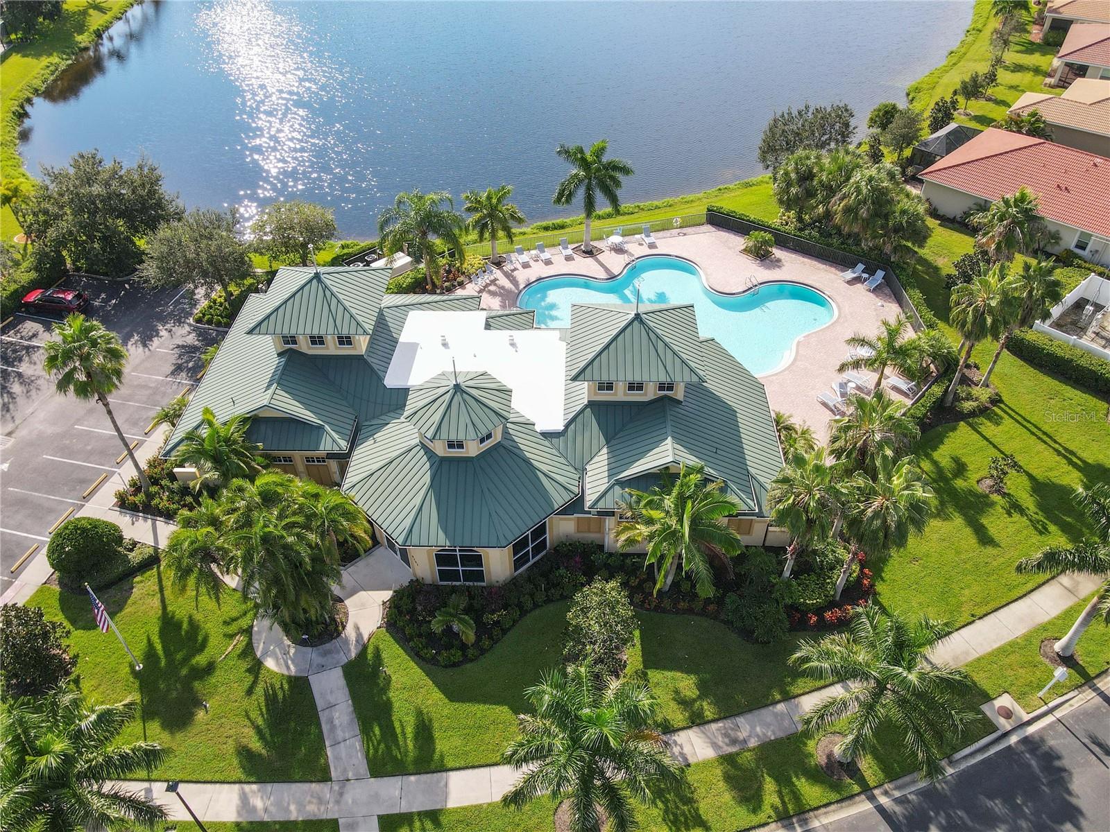 7486 TALON BAY DR — photo 38