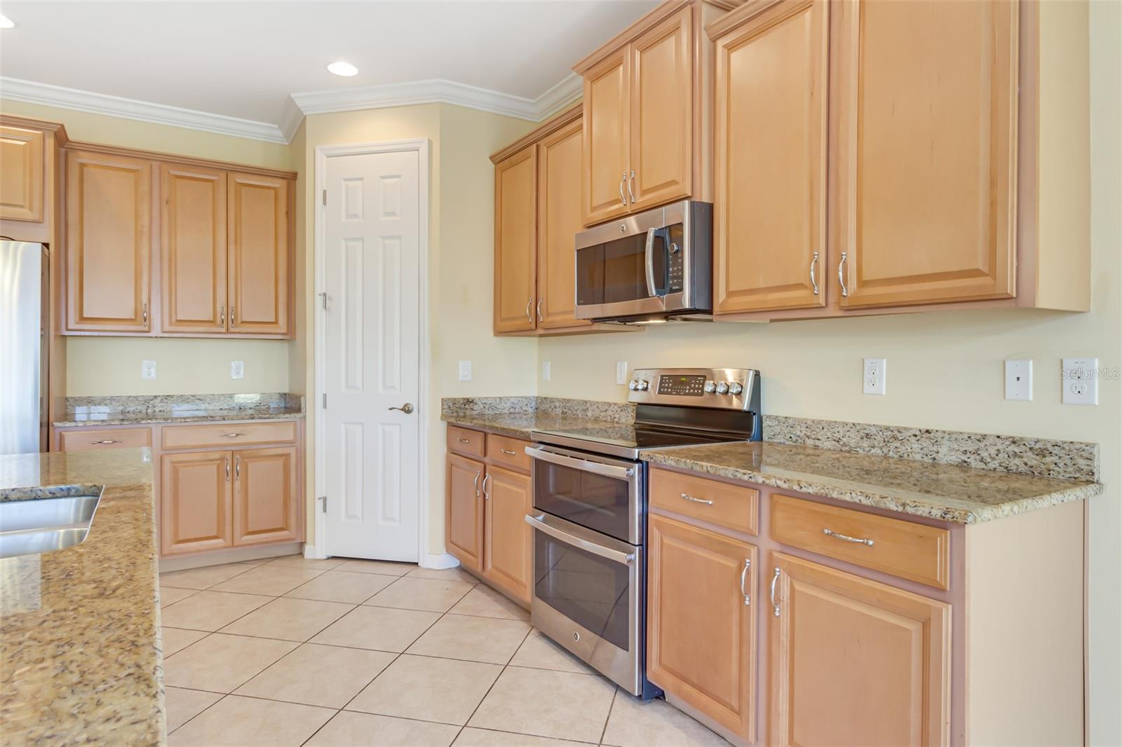 7486 TALON BAY DR — photo 12