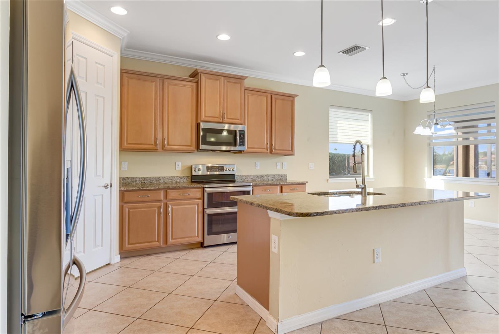 7486 TALON BAY DR — photo 14