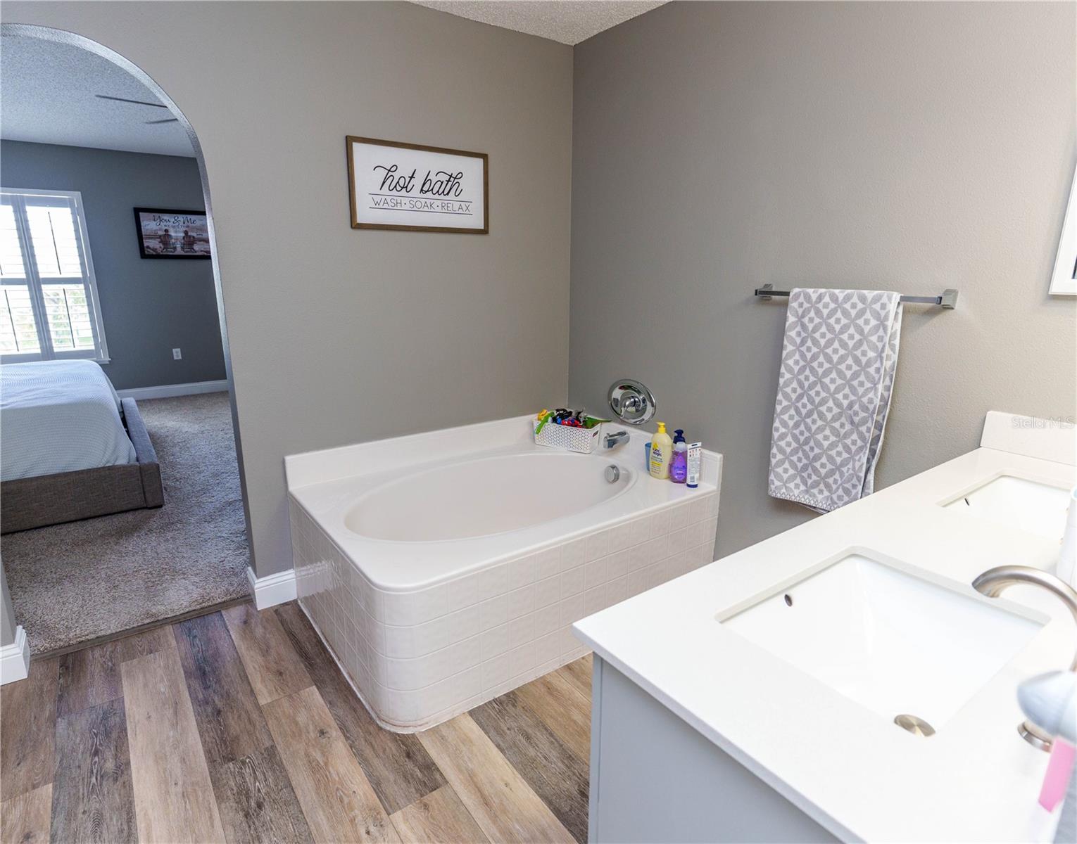 2722 HEATHGATE WAY — photo 19