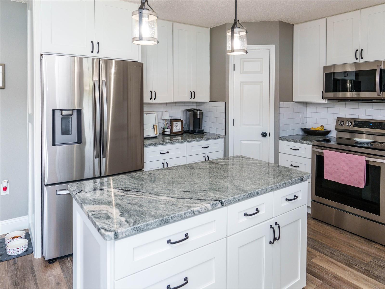 2722 HEATHGATE WAY — photo 3