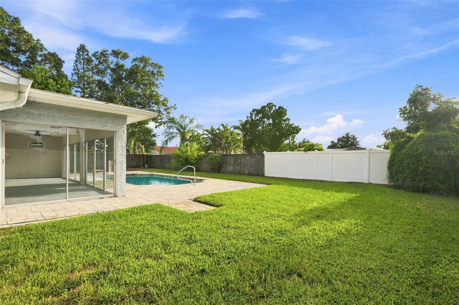 3276 FOX HILL DR — photo 42