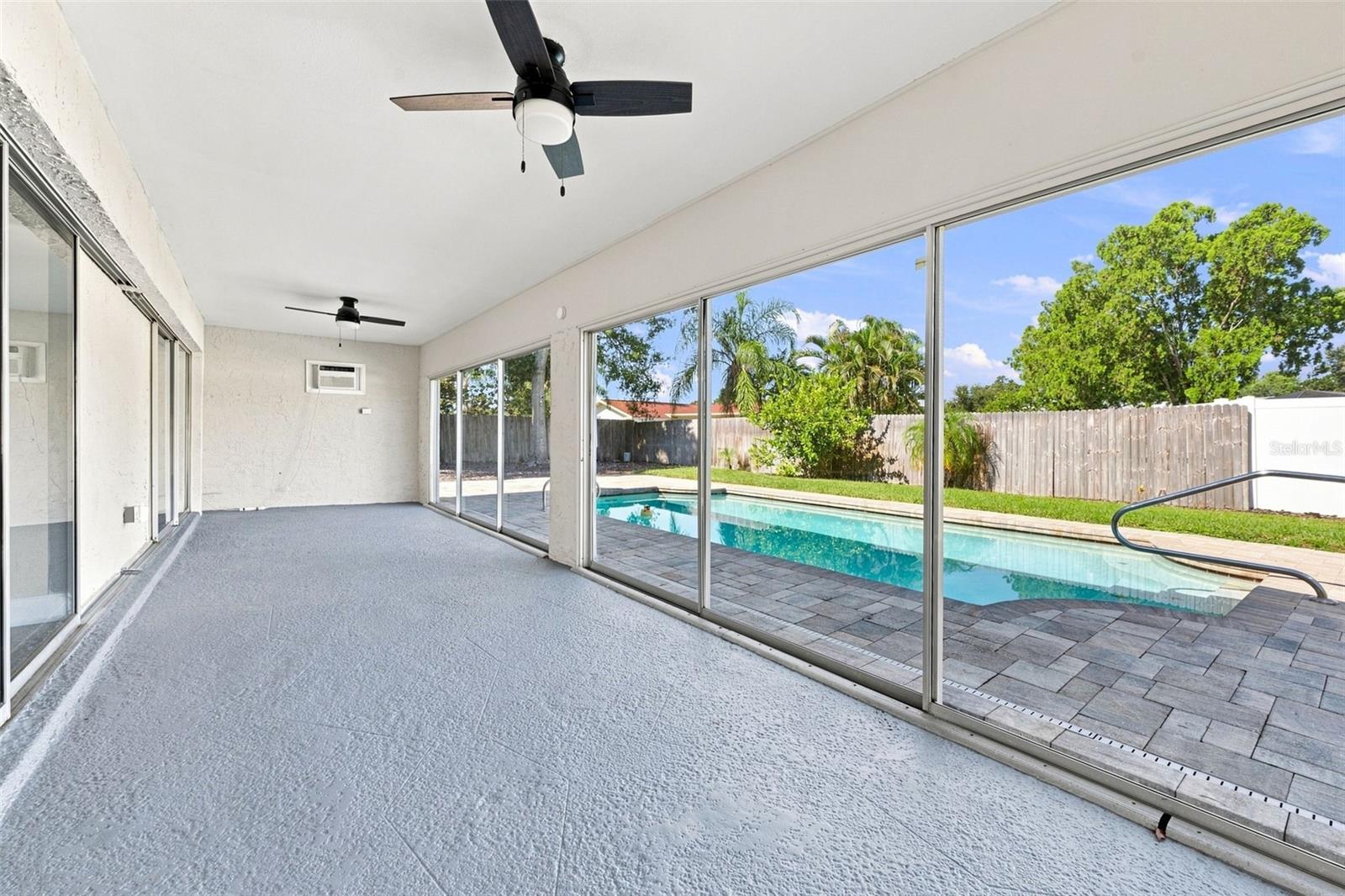 3276 FOX HILL DR — photo 35