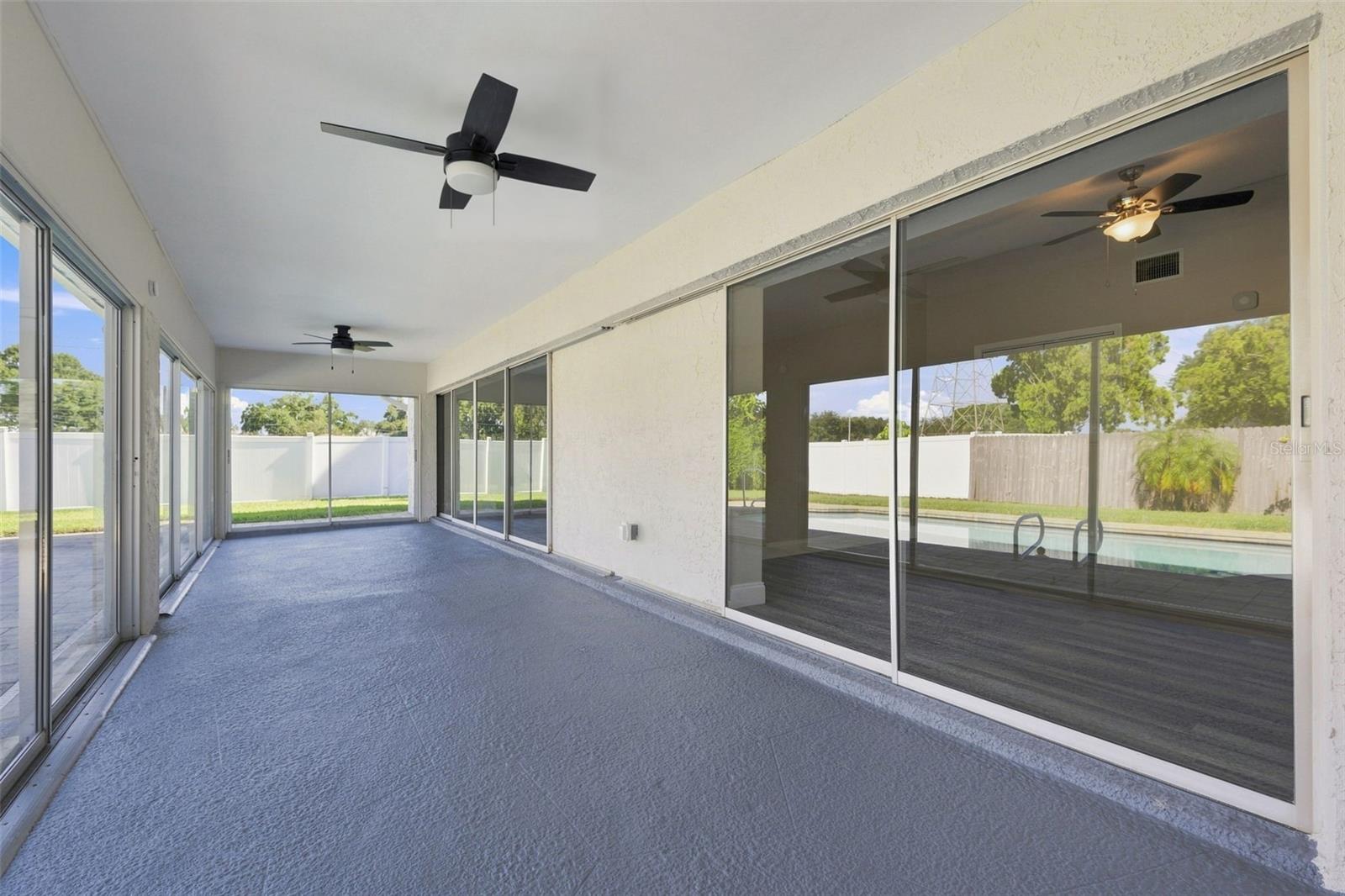 3276 FOX HILL DR — photo 37