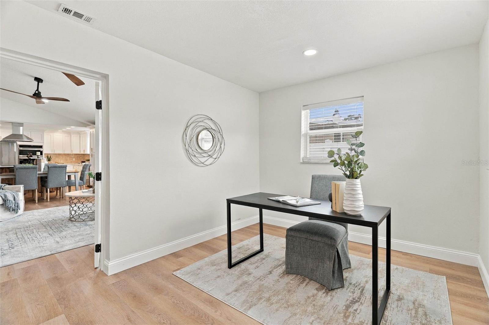 625 FOLSOM ST S — photo 25