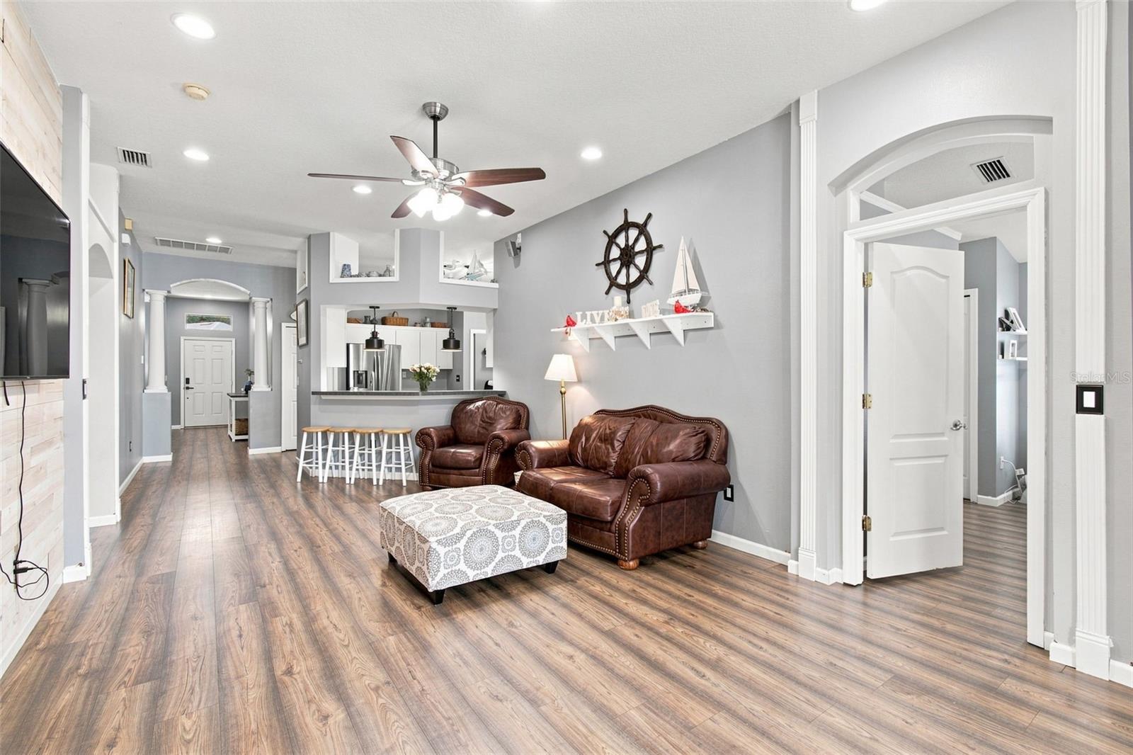 9710 WHITE BARN WAY — photo 21