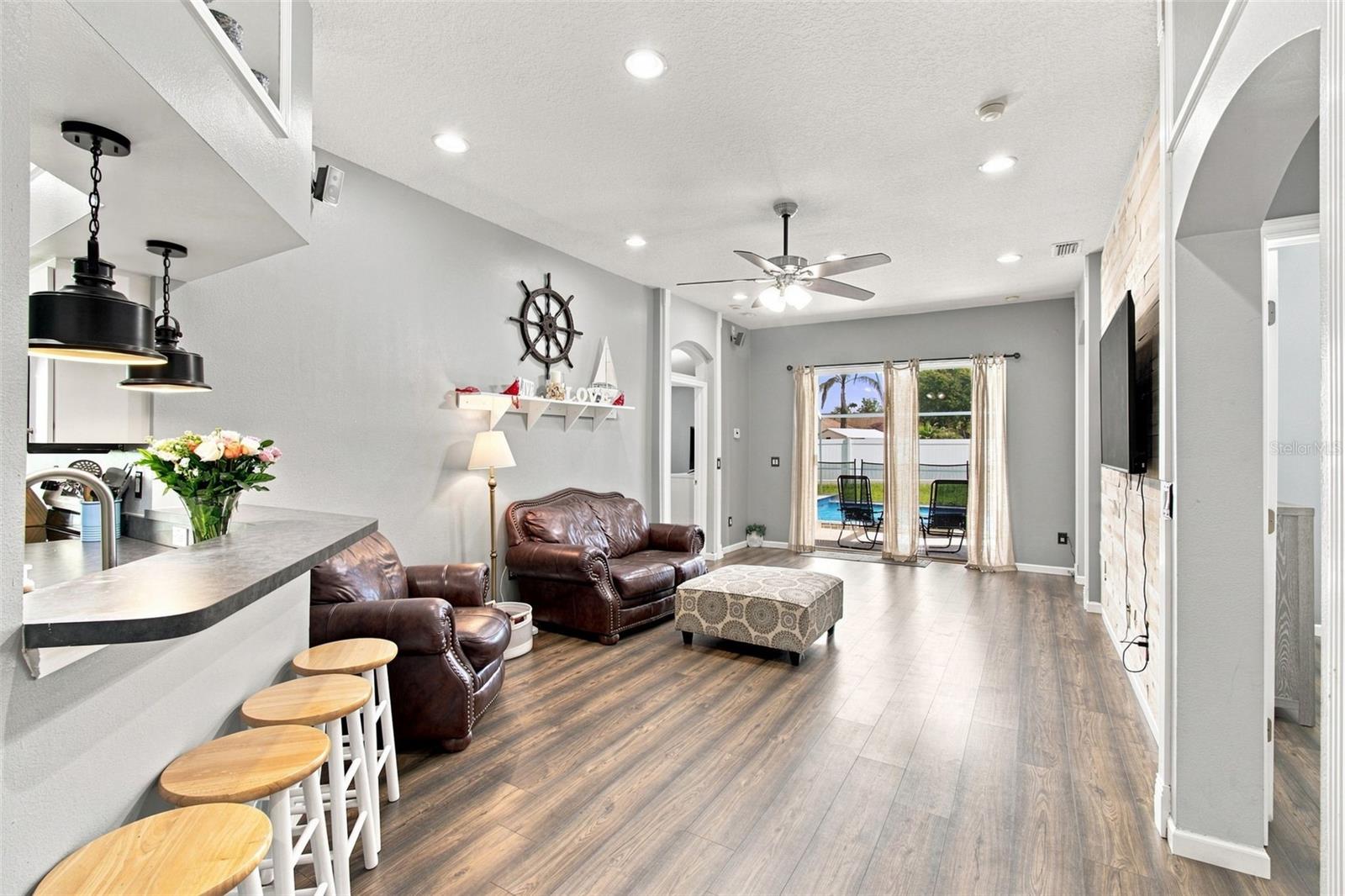 9710 WHITE BARN WAY — photo 20