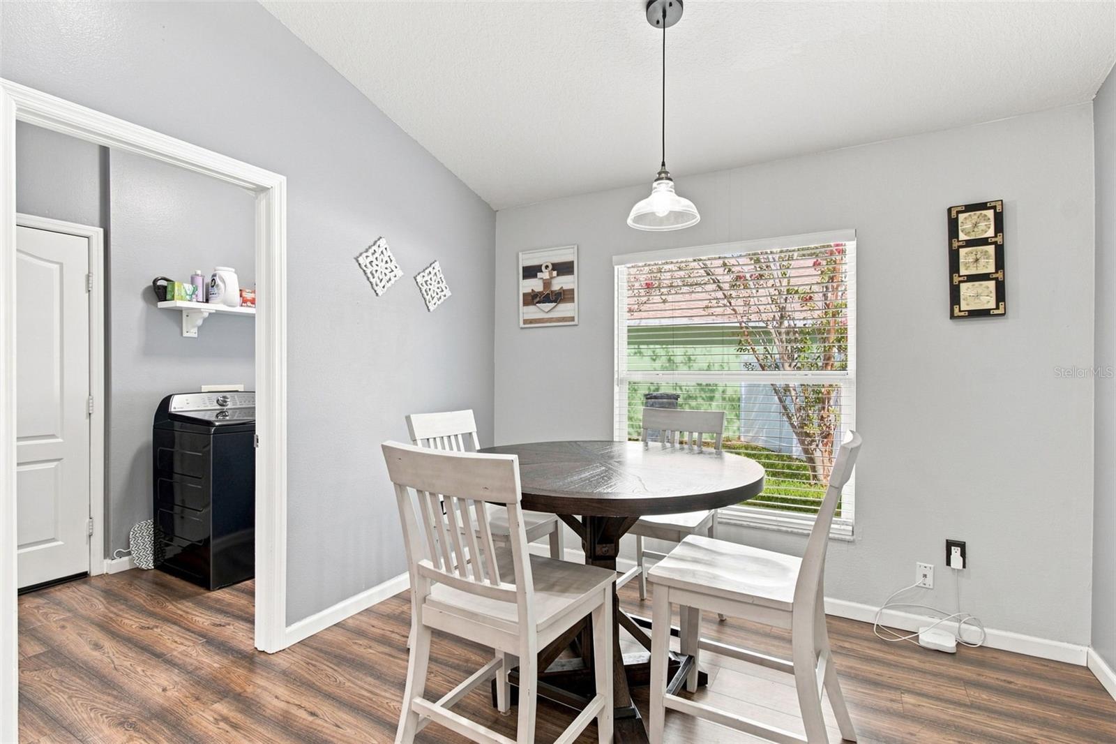 9710 WHITE BARN WAY — photo 18