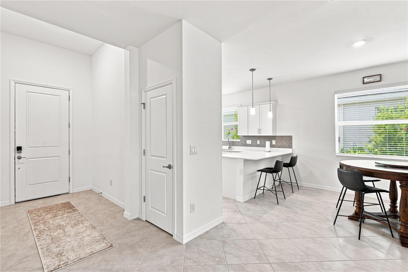 11330 BURGUNDY DR — photo 5