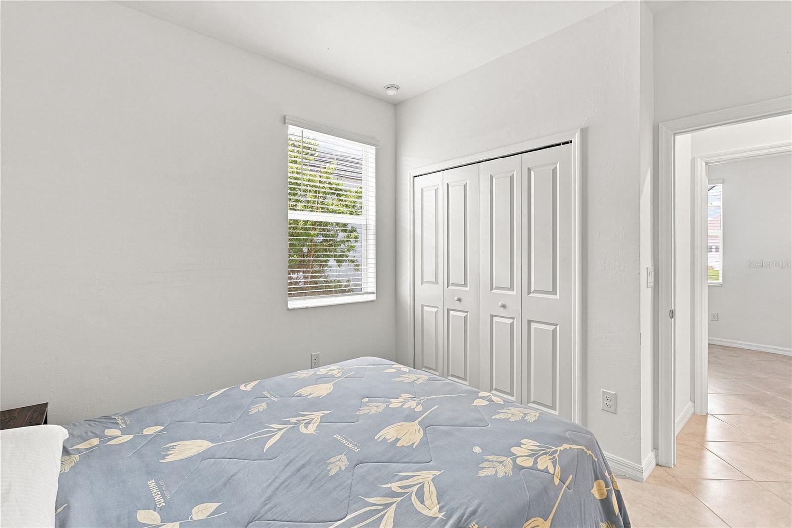 11330 BURGUNDY DR — photo 18