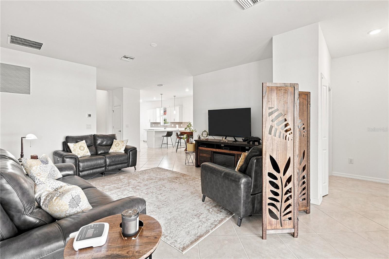 11330 BURGUNDY DR — photo 12
