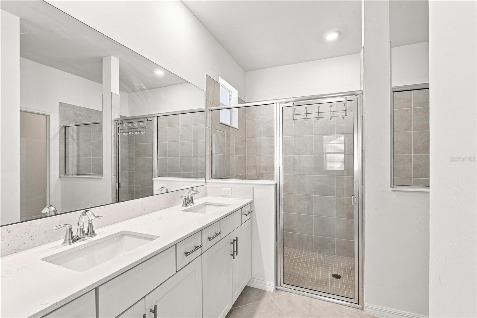 11330 BURGUNDY DR — photo 22