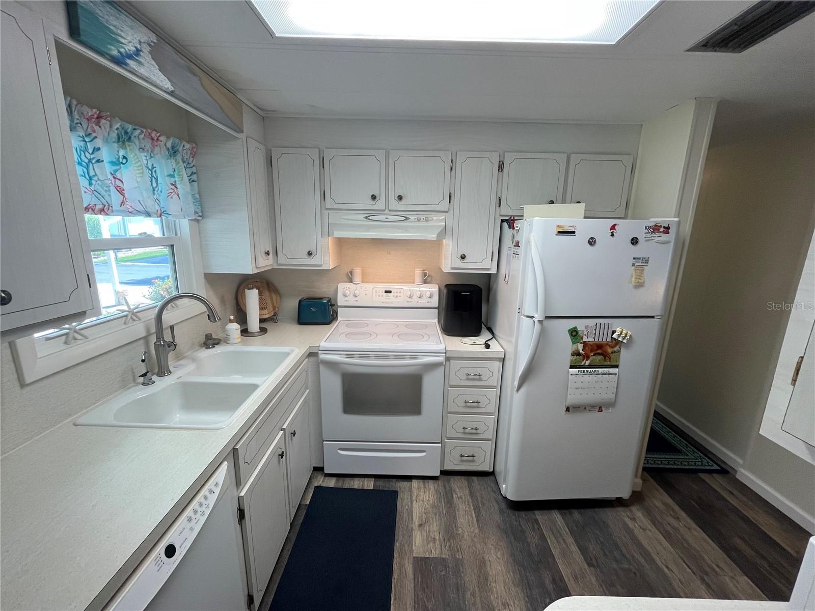 792 GRADO DR — photo 12