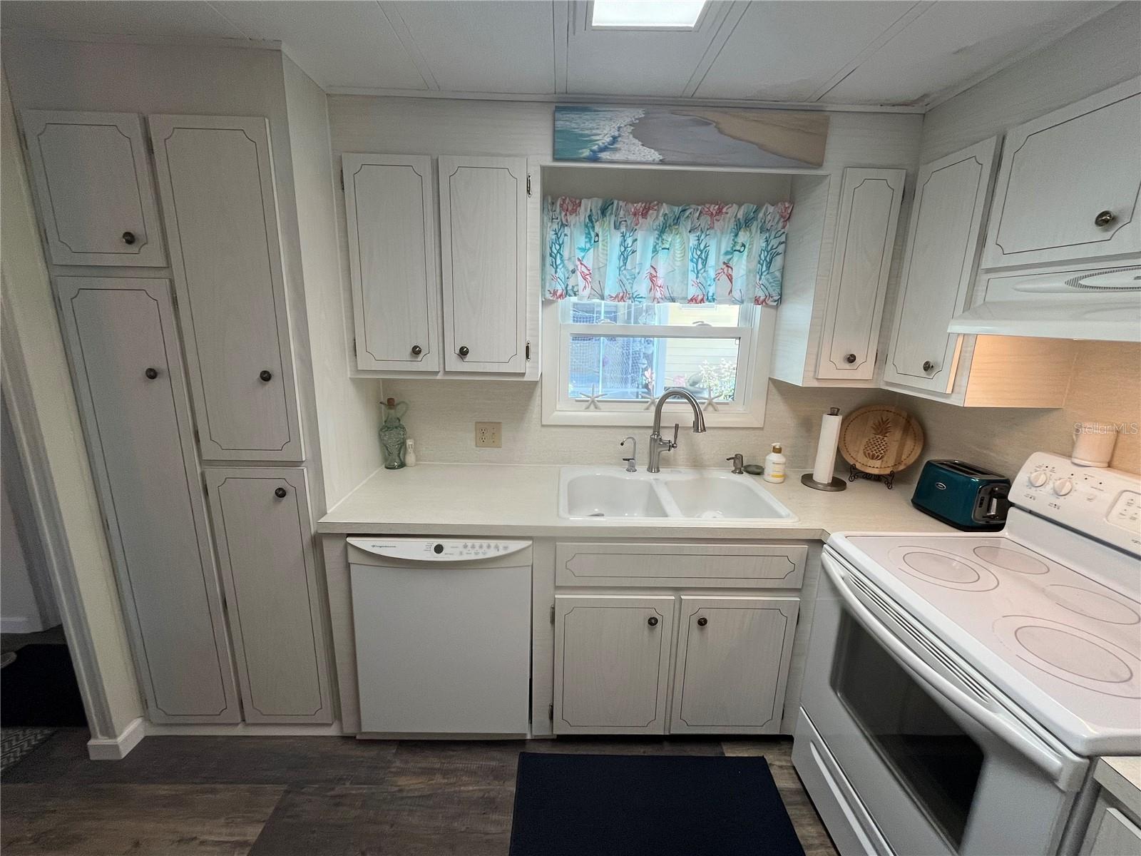 792 GRADO DR — photo 13