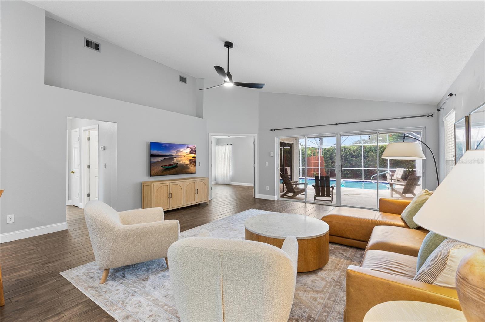 1702 MEADOW OAK LN — photo 5