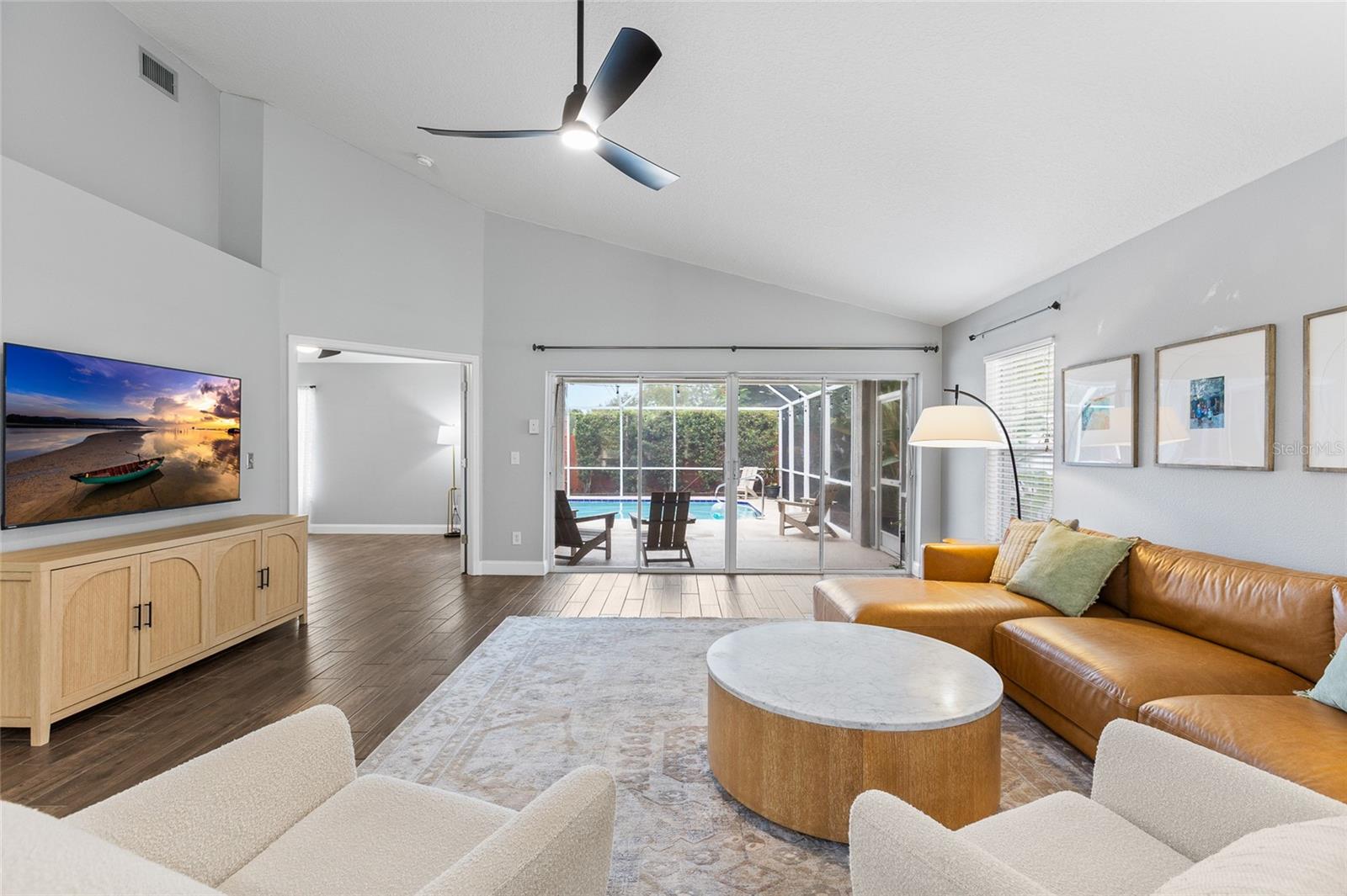 1702 MEADOW OAK LN — photo 9