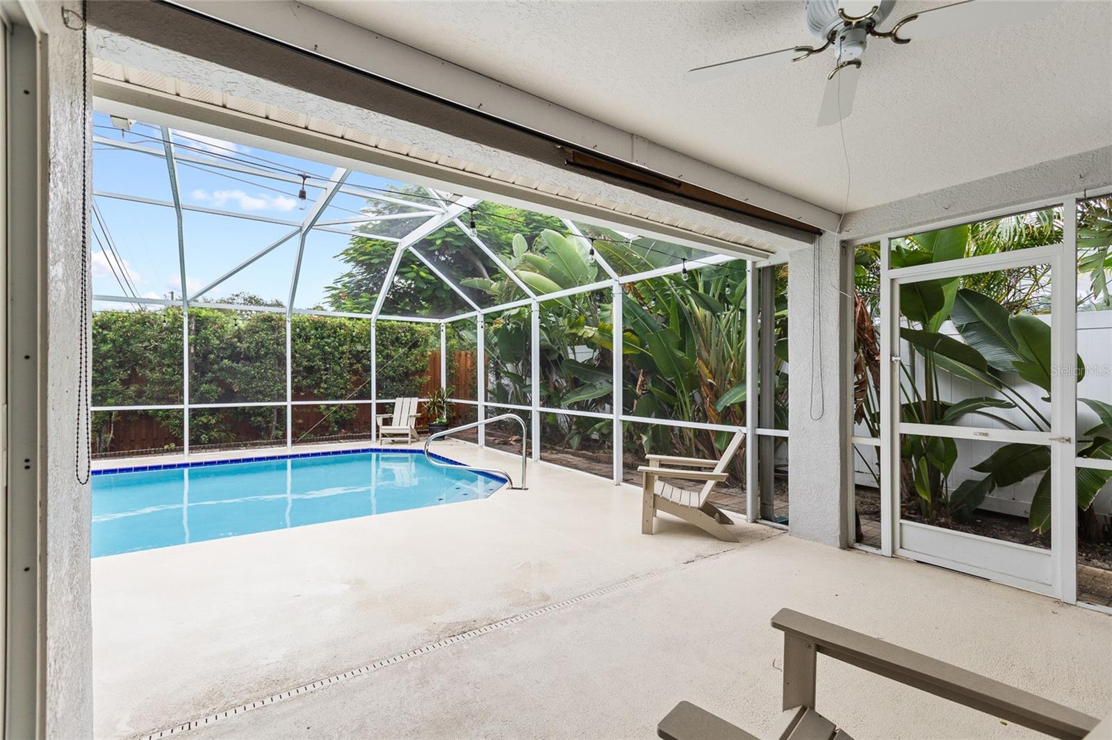 1702 MEADOW OAK LN — photo 34