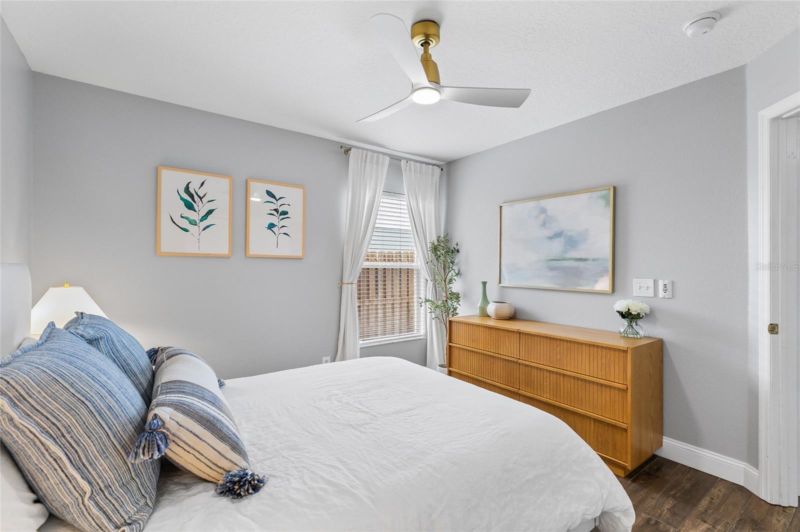 1702 MEADOW OAK LN — photo 30