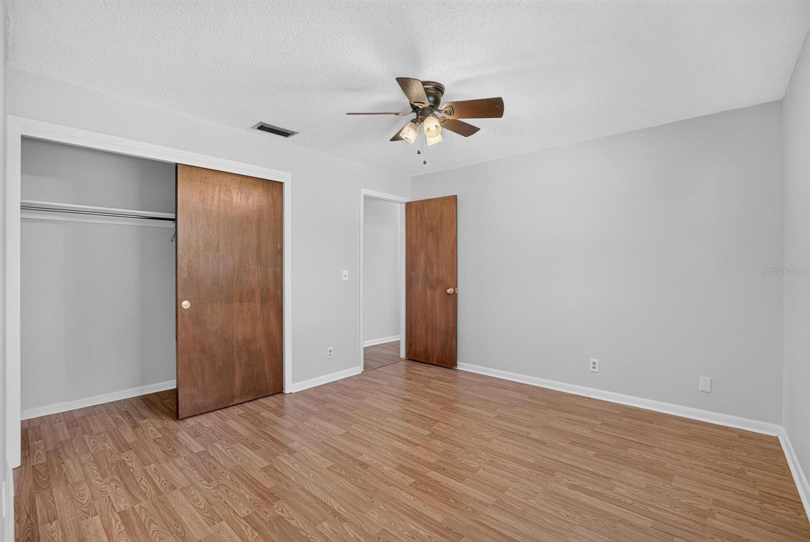 403 ALMA DR — photo 20