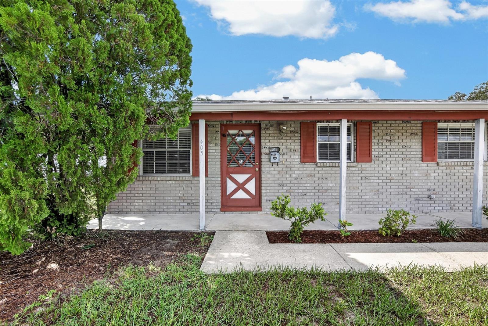 403 ALMA DR — photo 2