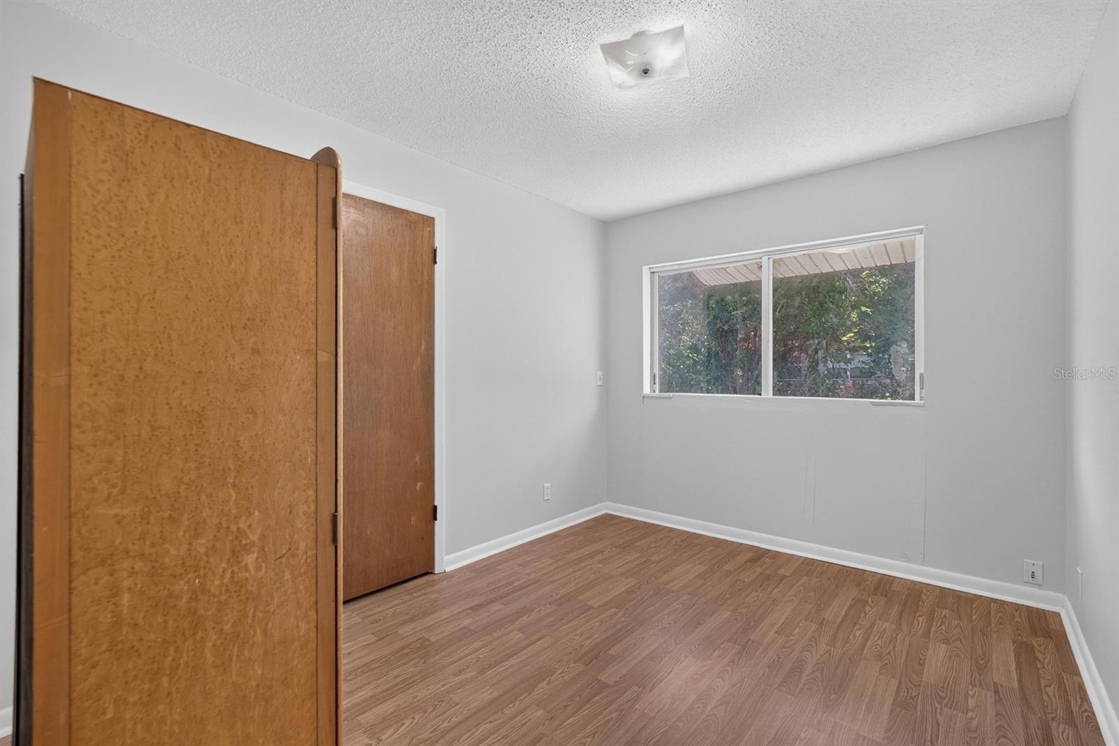 403 ALMA DR — photo 29