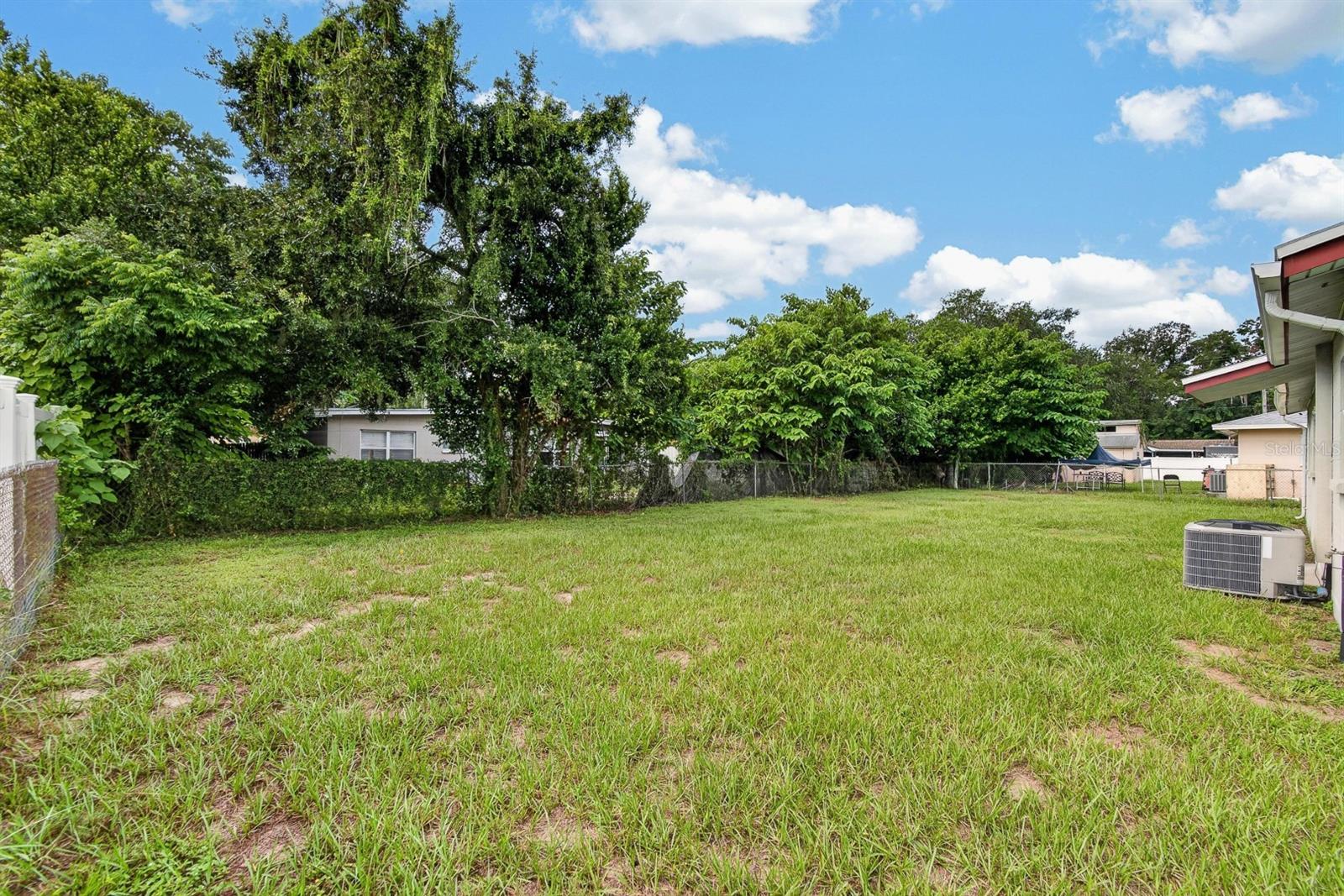 403 ALMA DR — photo 45