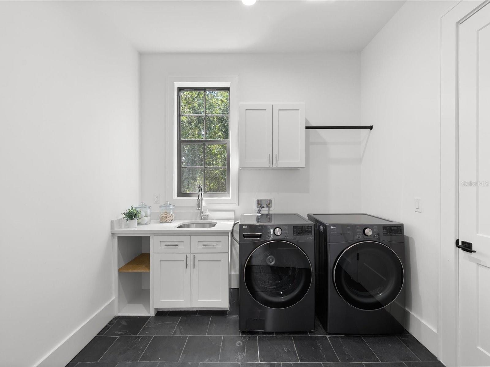 2123 S CORTEZ AVE — photo 36