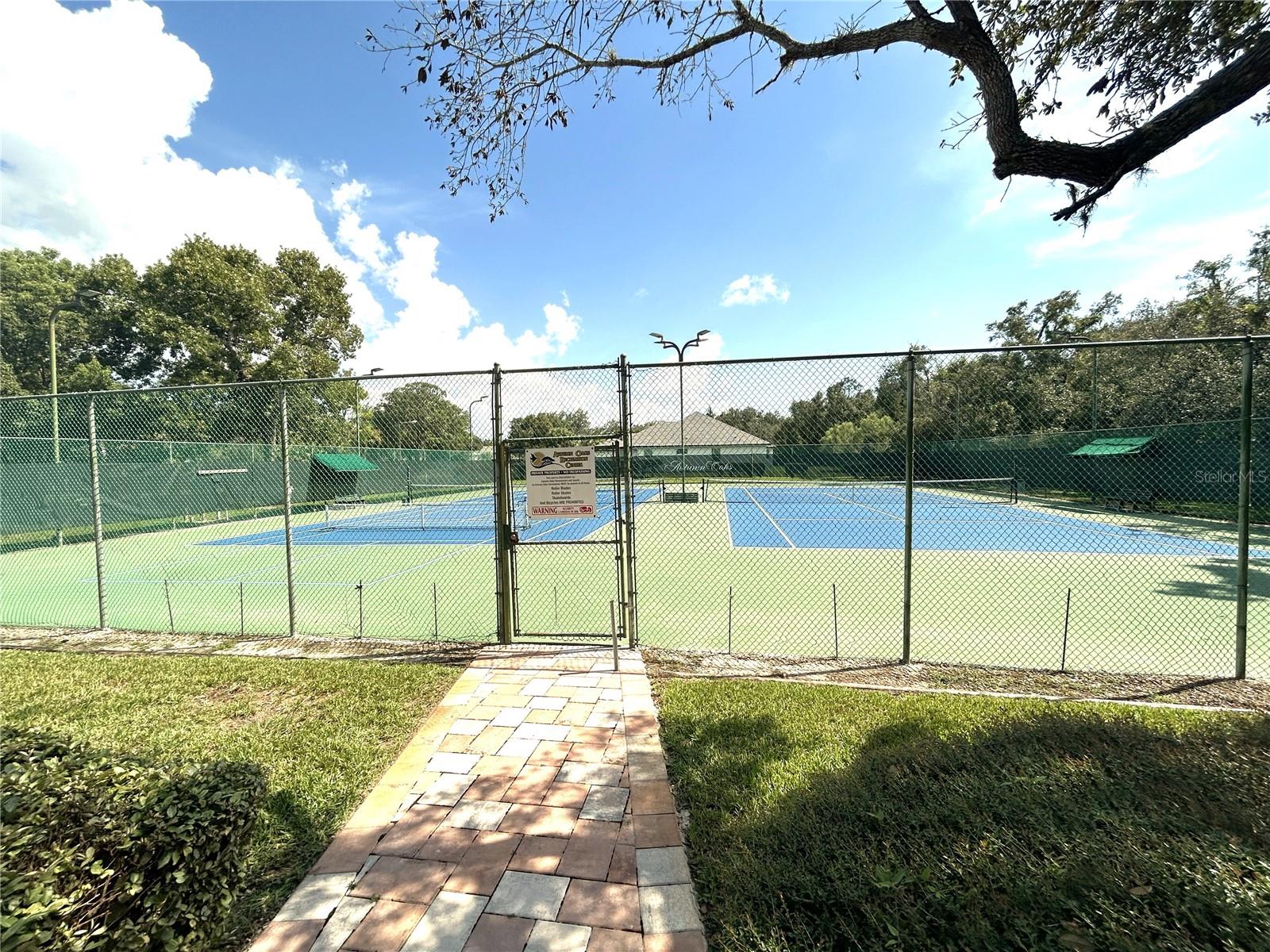 18671 AUTUMN LAKE AVE — photo 43