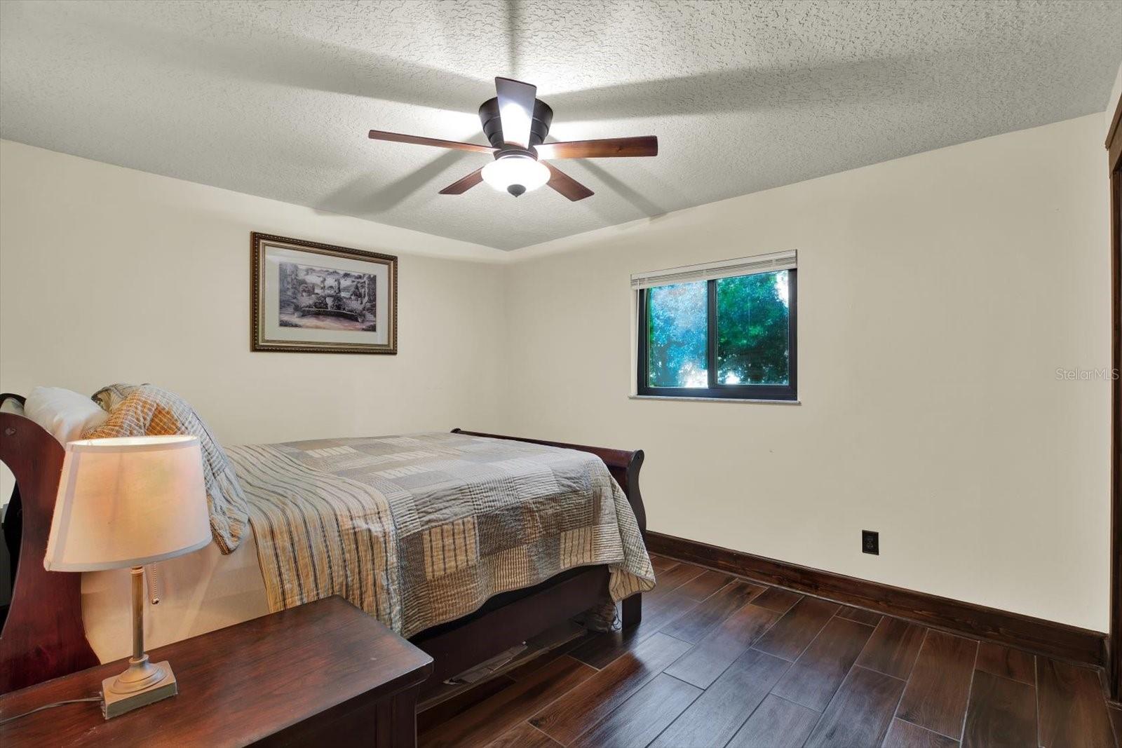 18671 AUTUMN LAKE AVE — photo 22