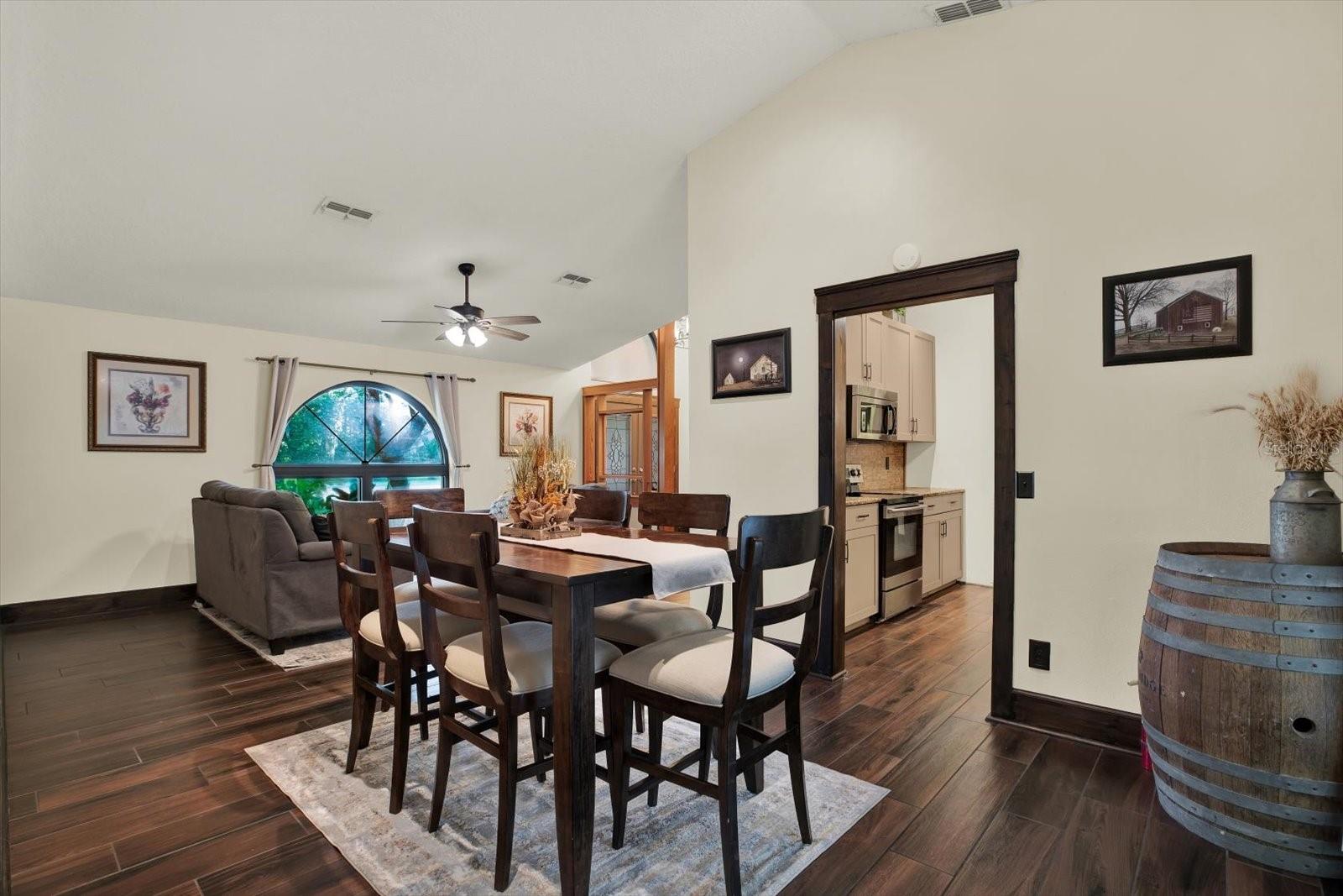 18671 AUTUMN LAKE AVE — photo 10