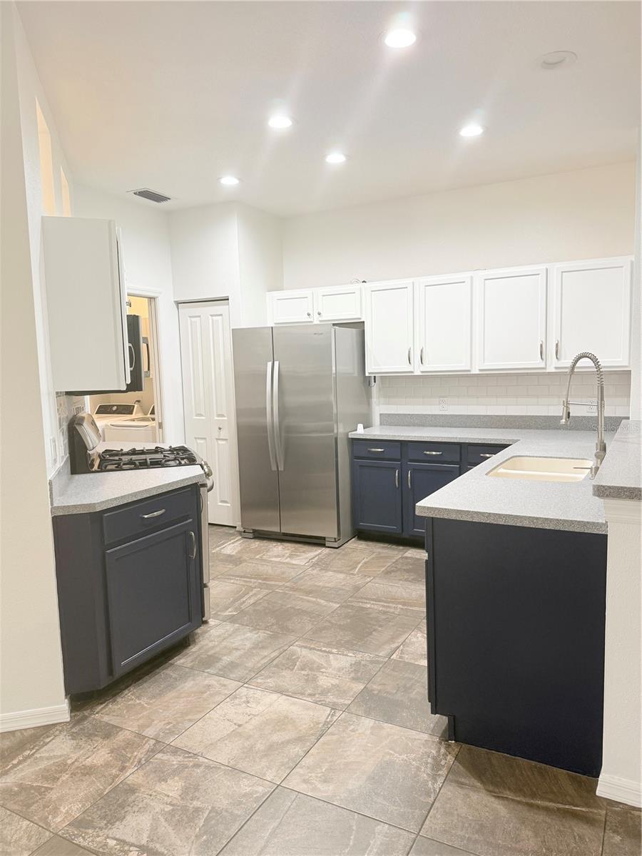 6607 MEANDERING WAY — photo 14