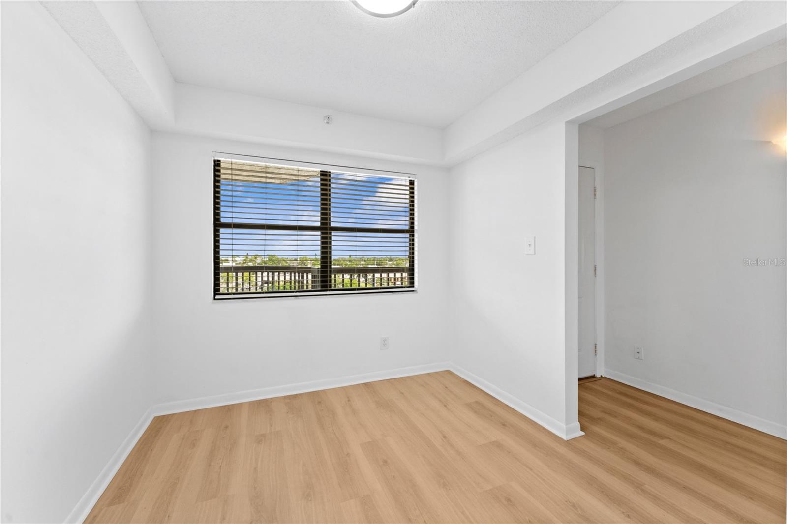 5400 PARK ST N #511 — photo 3