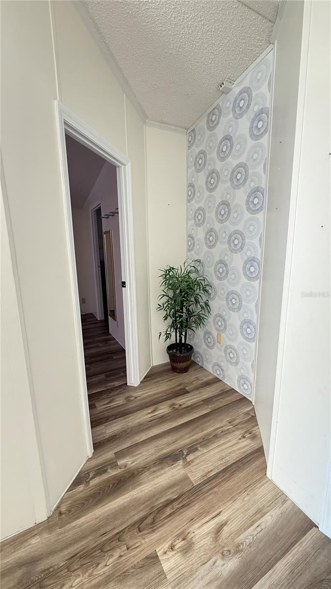 10404 BRUSSELS DR — photo 13
